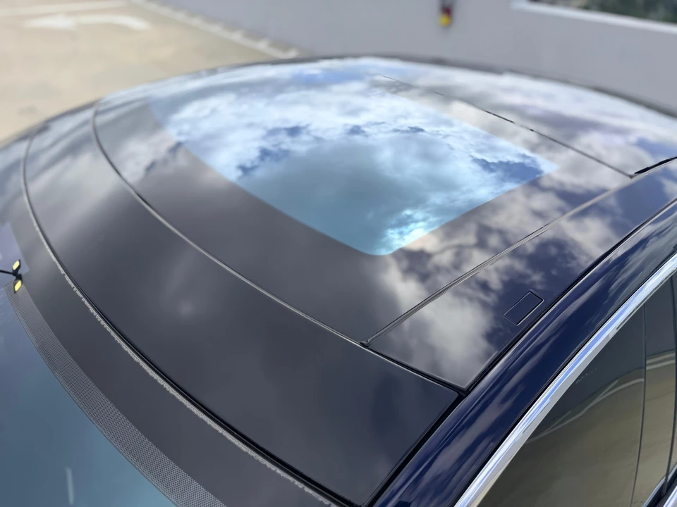 2014 Tesla Model S - Image 30 of 31