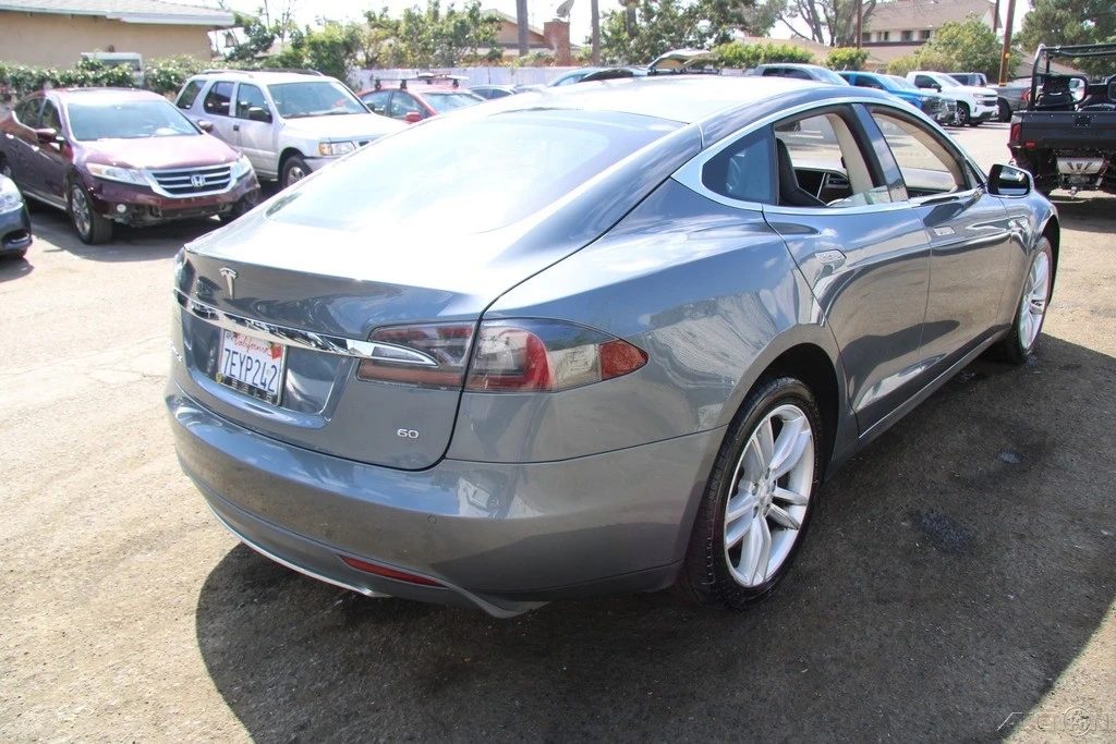 2014 Tesla Model S - Image 7 of 21