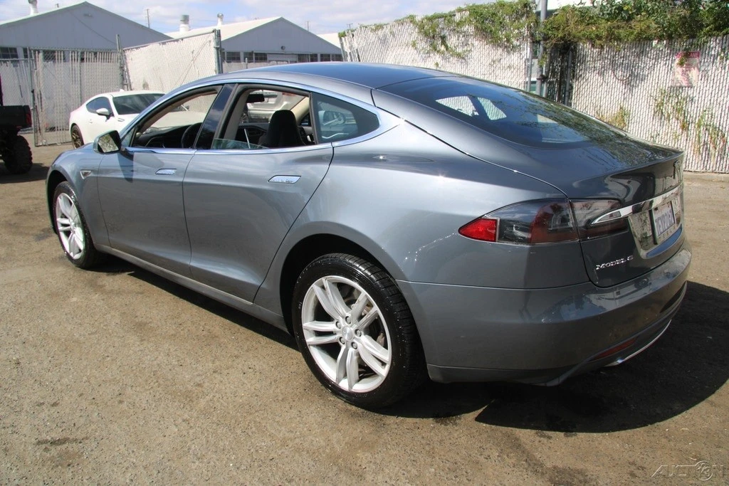 2014 Tesla Model S - Image 5 of 21