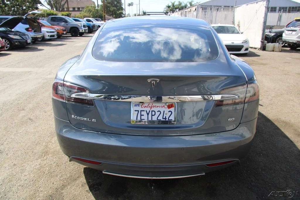 2014 Tesla Model S - Image 6 of 21