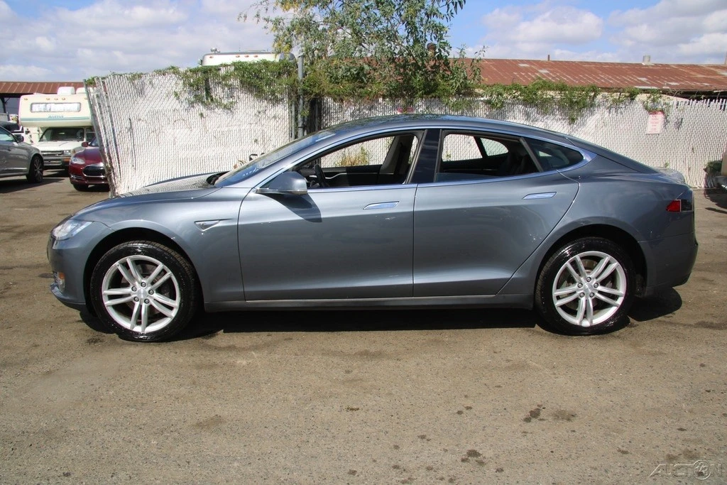 2014 Tesla Model S - Image 3 of 21