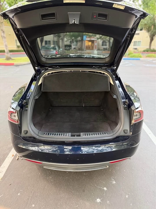 2014 Tesla Model S - Image 11 of 11
