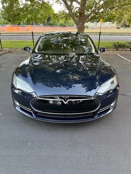 2014 Tesla Model S 60 Sedan 4D