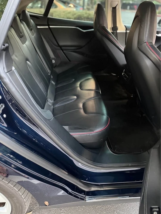 2014 Tesla Model S - Image 10 of 11