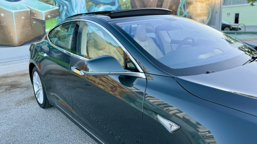 2014 Tesla Model S - Image 7 of 31