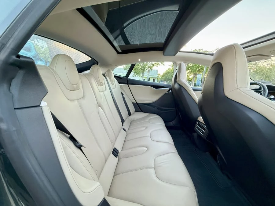 2014 Tesla Model S - Image 20 of 31