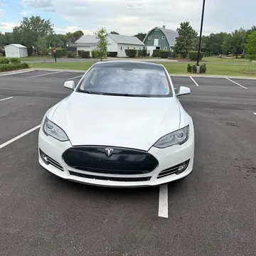 2014 Tesla Model S 60D