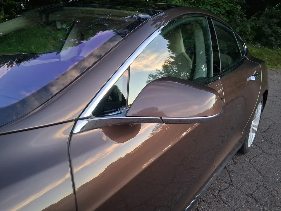 2014 Tesla Model S - Image 31 of 31