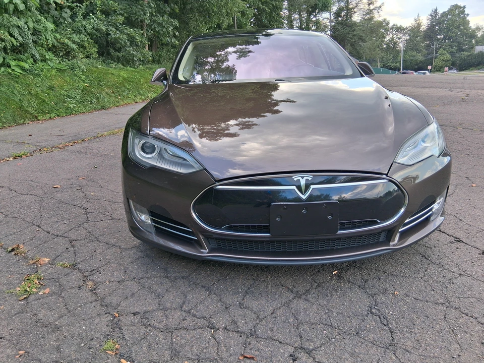 2014 Tesla Model S - Image 6 of 31