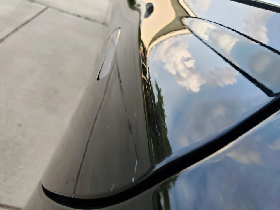 2014 Tesla Model S - Image 24 of 31