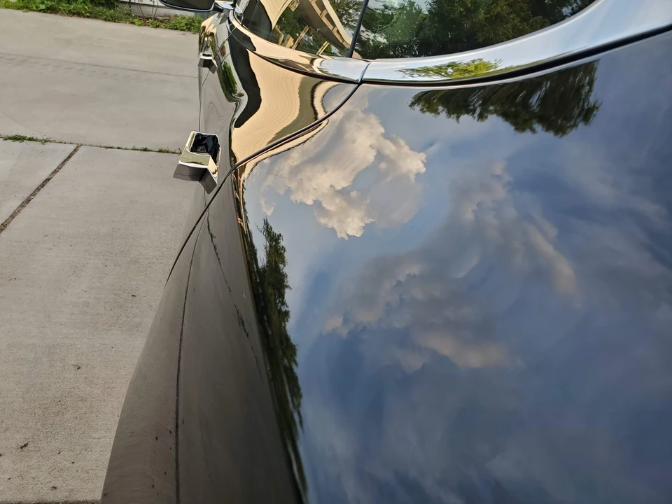 2014 Tesla Model S - Image 23 of 31