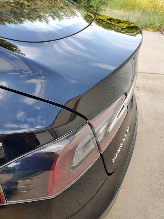 2014 Tesla Model S - Image 25 of 31