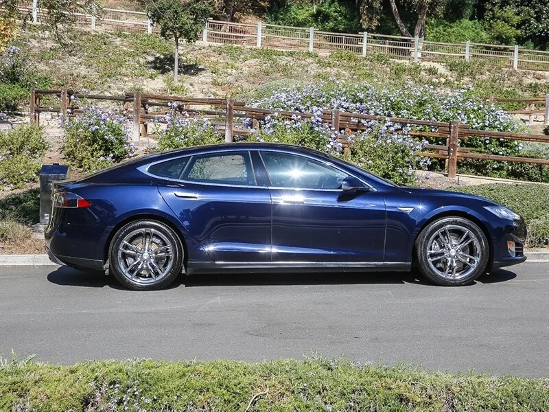 2014 Tesla Model S - Image 8 of 21