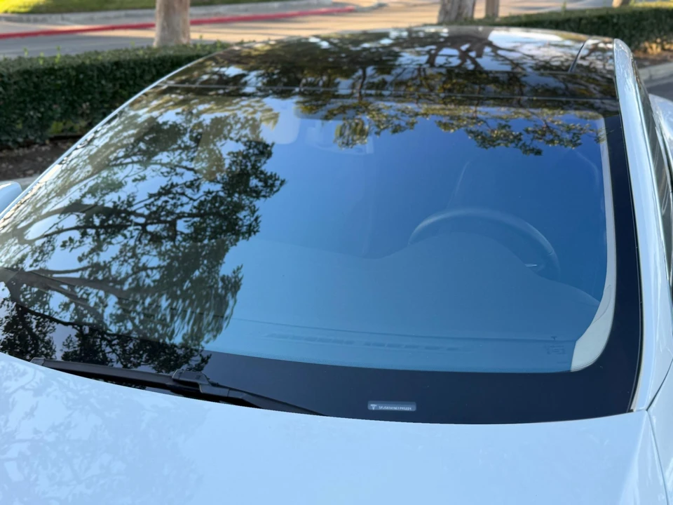 2014 Tesla Model S - Image 18 of 31