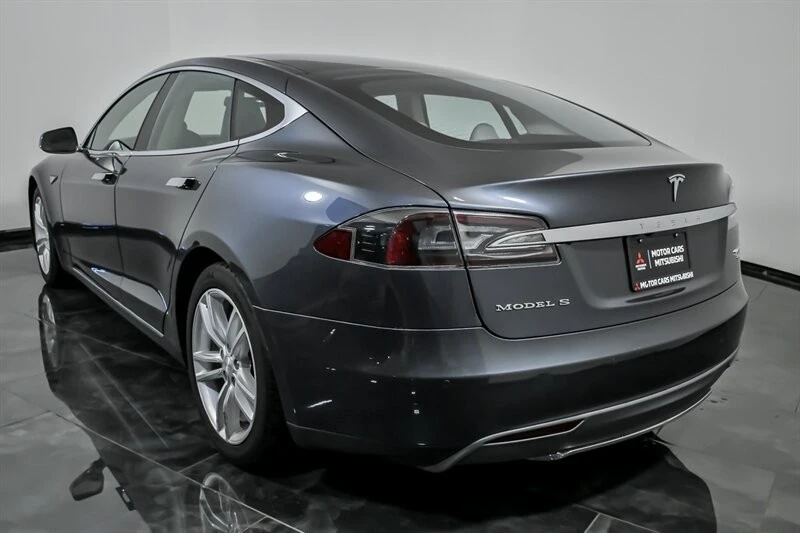 2014 Tesla Model S - Image 8 of 21