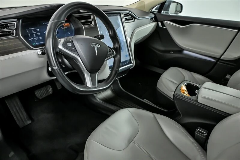 2014 Tesla Model S - Image 16 of 21