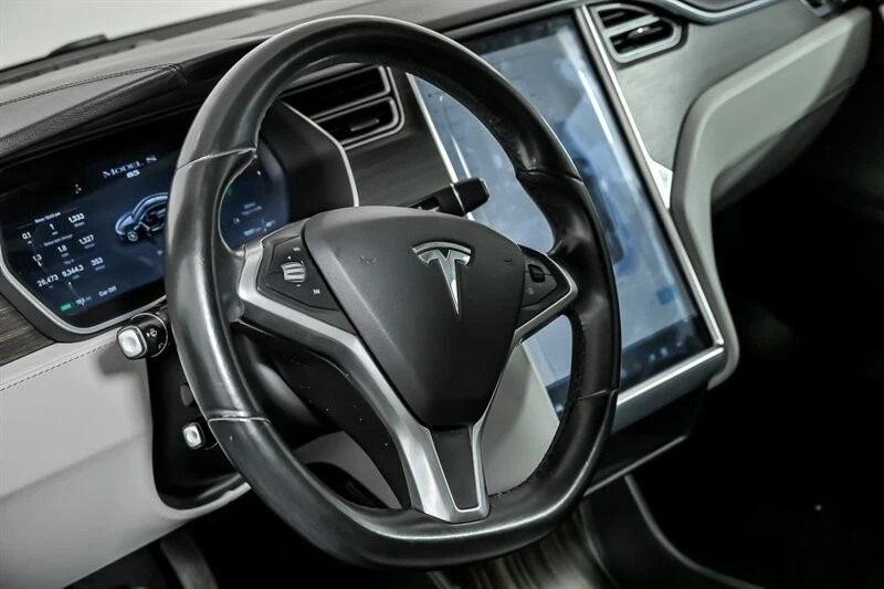 2014 Tesla Model S - Image 21 of 21