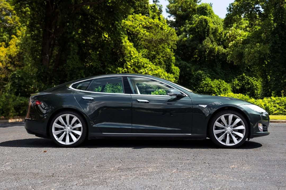 2014 Tesla Model S - Image 4 of 12