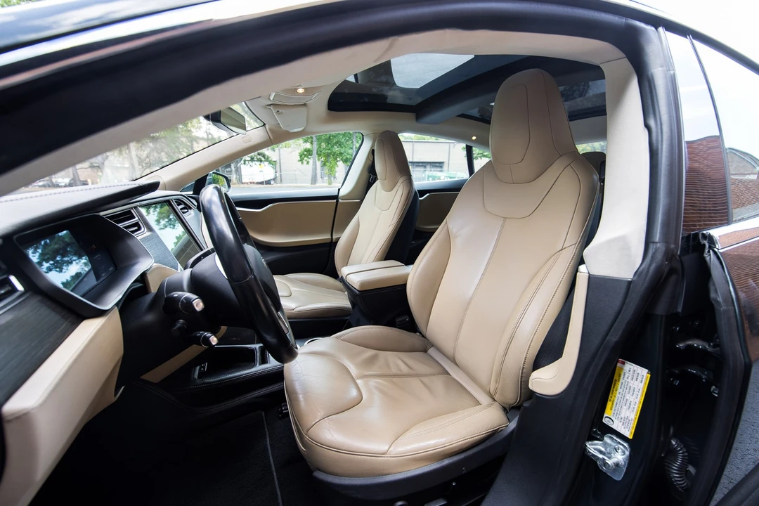 2014 Tesla Model S - Image 9 of 21