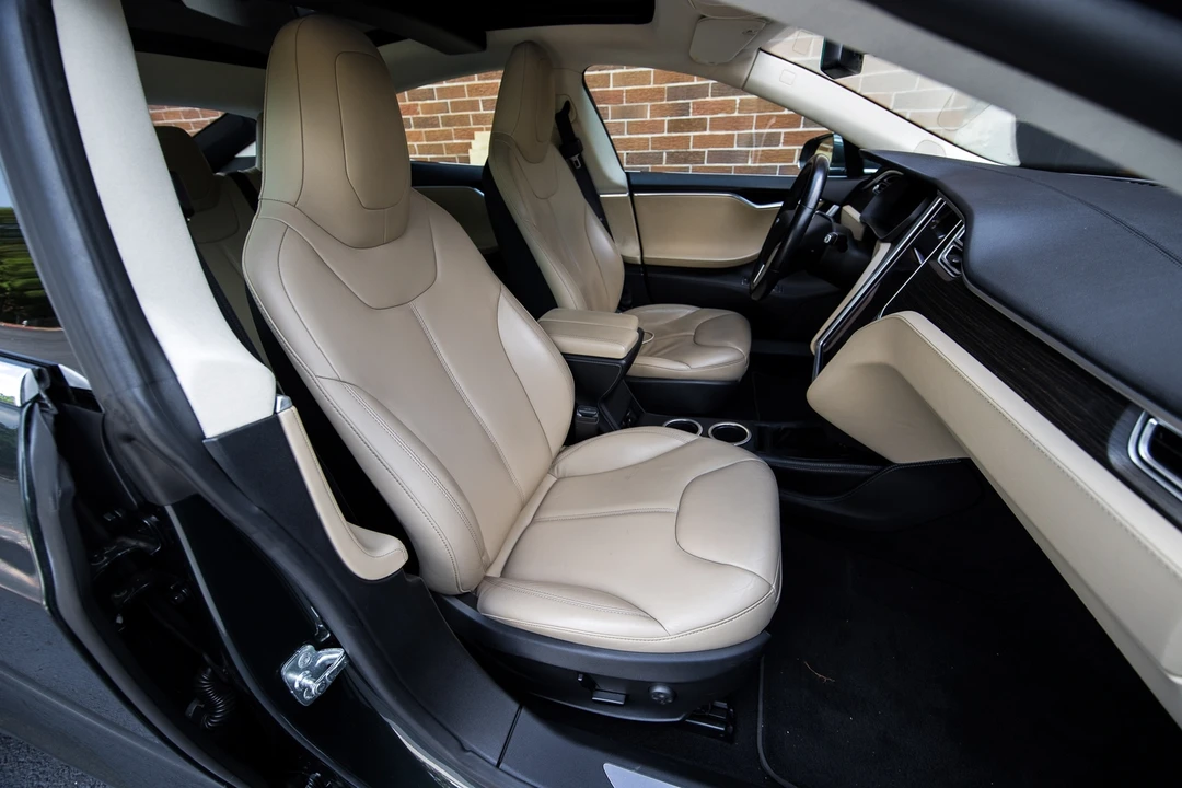 2014 Tesla Model S - Image 10 of 12