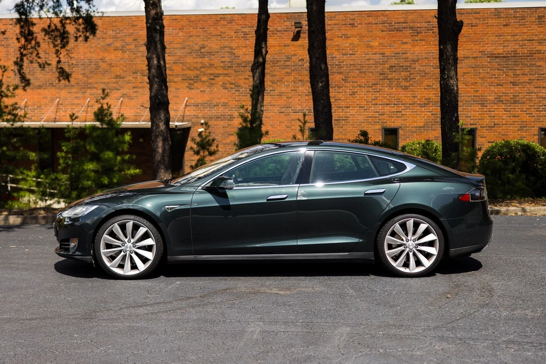 2014 Tesla Model S - Image 7 of 12