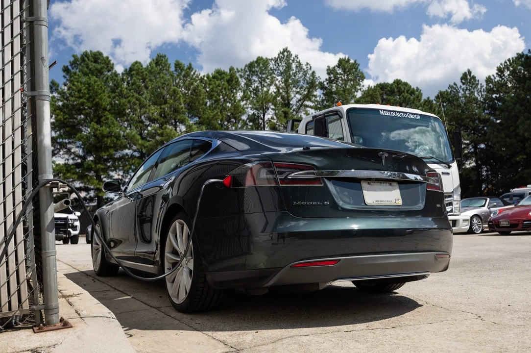 2014 Tesla Model S - Image 6 of 21