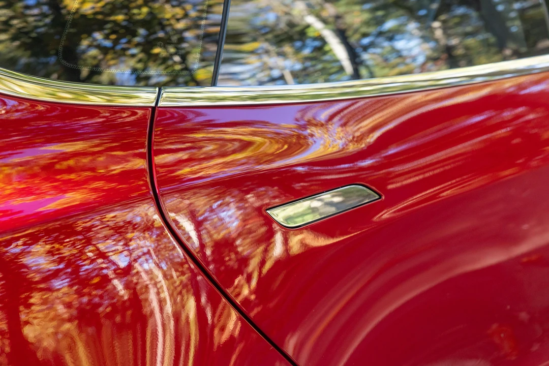2014 Tesla Model S - Image 24 of 31