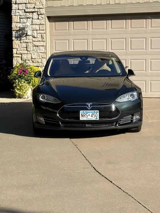 2014 Tesla Model S - Image 3 of 31