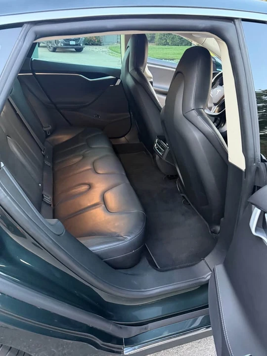 2014 Tesla Model S - Image 14 of 15