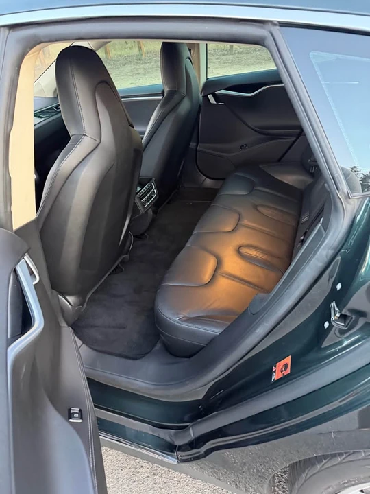 2014 Tesla Model S - Image 12 of 15