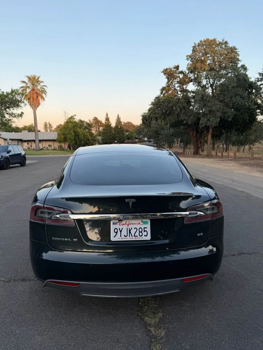 2014 Tesla Model S - Image 6 of 15