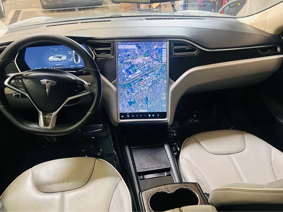 2014 Tesla Model S - Image 7 of 16