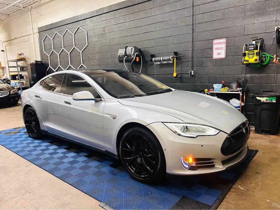 2014 Tesla Model S - Image 4 of 16