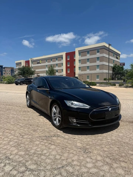 2014 Tesla Model S - Image 6 of 16