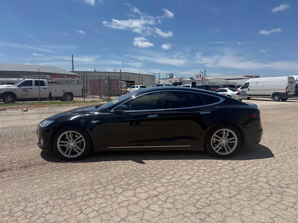 2014 Tesla Model S - Image 2 of 16