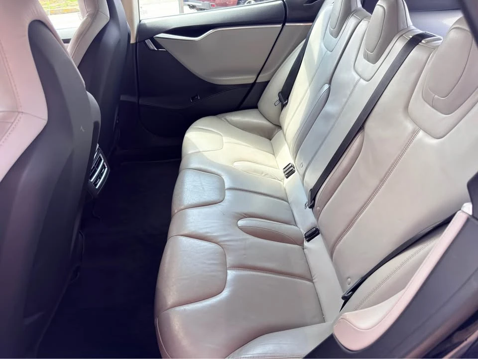 2014 Tesla Model S - Image 12 of 21