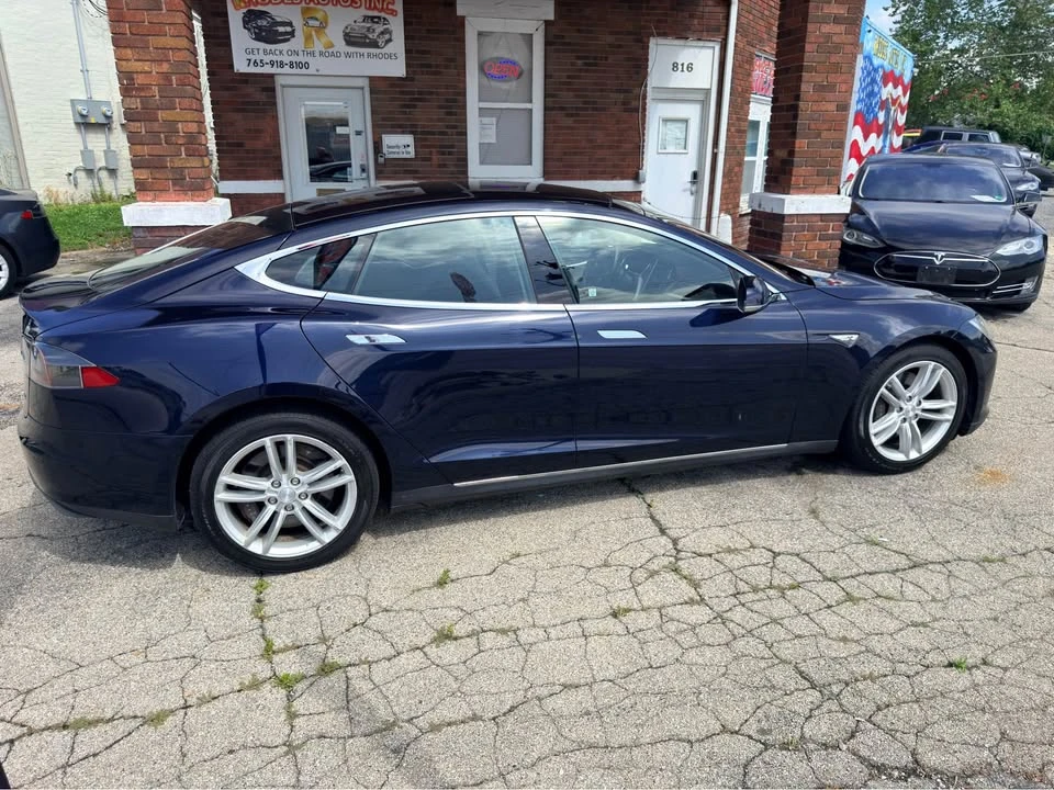2014 Tesla Model S - Image 8 of 21