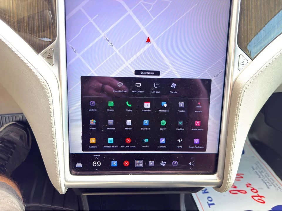 2014 Tesla Model S - Image 14 of 21