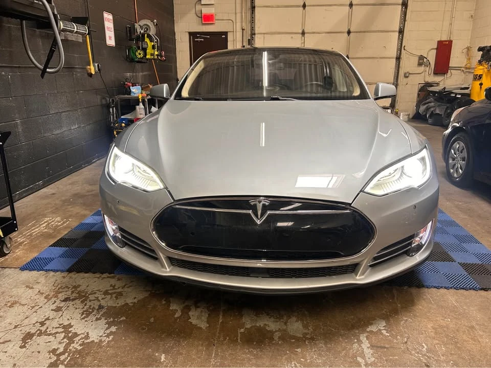 2014 Tesla Model S - Image 3 of 16