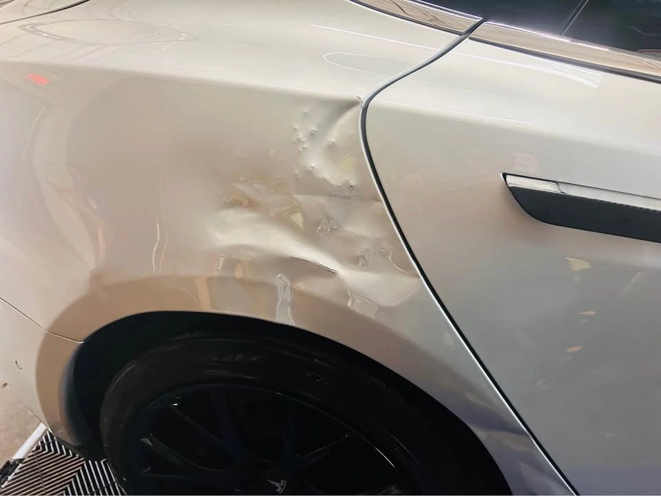 2014 Tesla Model S - Image 13 of 16