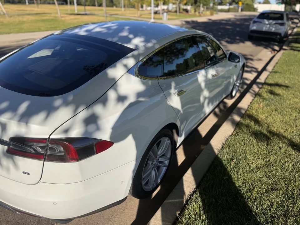 2014 Tesla Model S - Image 4 of 16