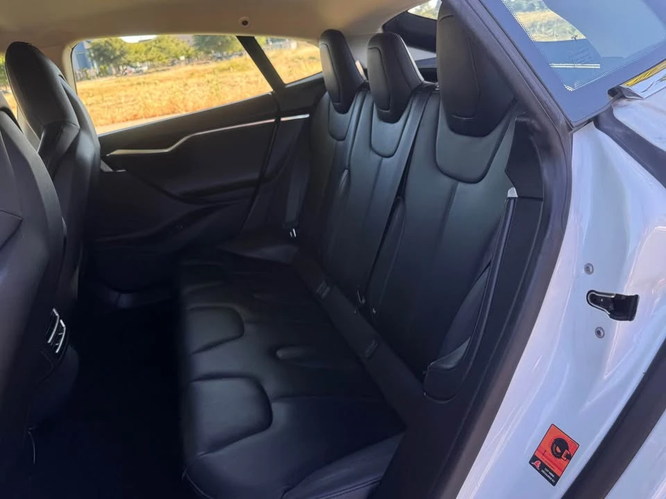 2014 Tesla Model S - Image 15 of 16