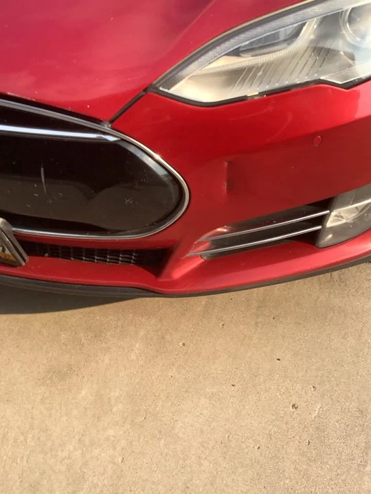 2014 Tesla Model S - Image 9 of 11