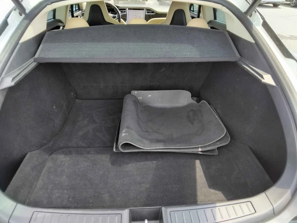 2014 Tesla Model S - Image 13 of 16