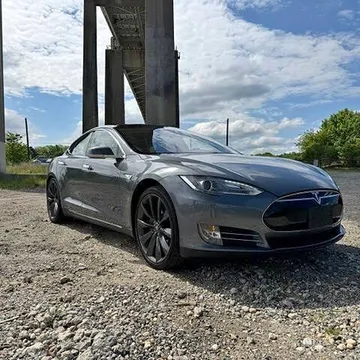 2014 Tesla Model S 85