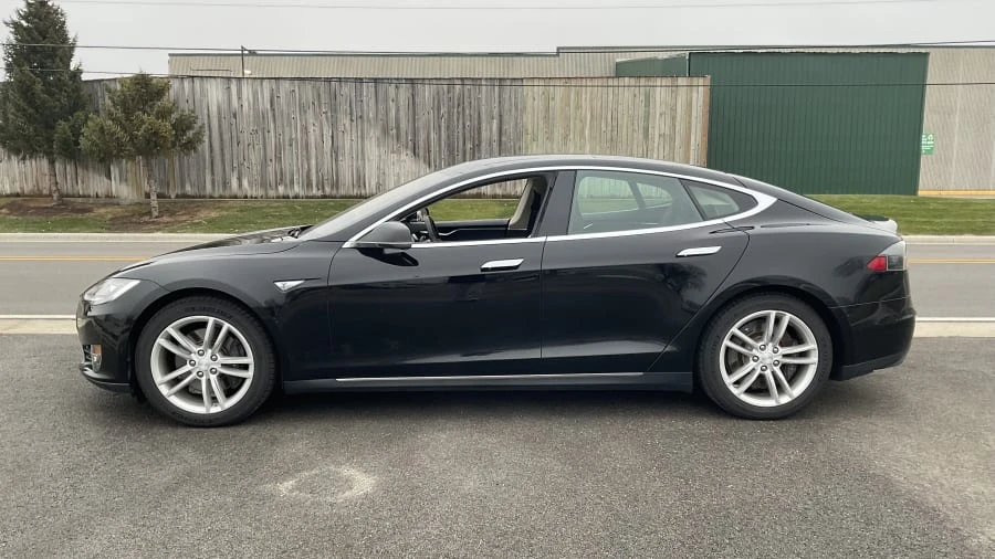 2014 Tesla Model S - Image 2 of 10
