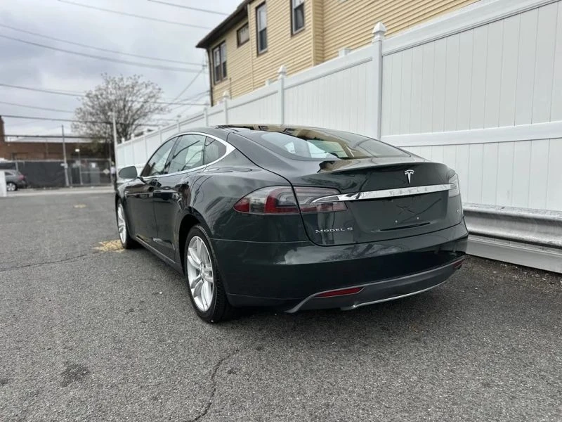 2014 Tesla Model S - Image 5 of 12