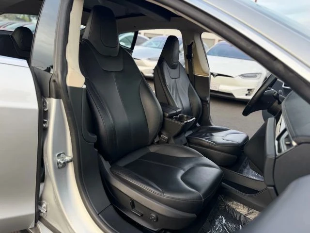 2014 Tesla Model S - Image 11 of 21