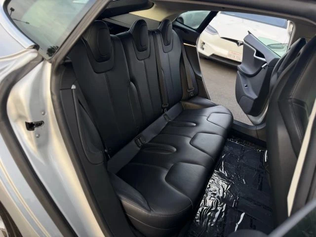 2014 Tesla Model S - Image 12 of 21