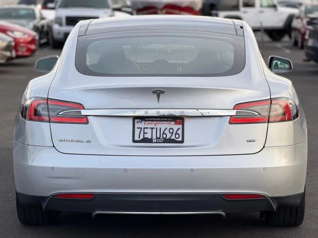 2014 Tesla Model S - Image 8 of 21